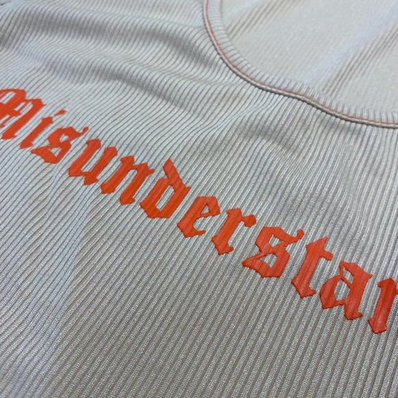 Misunderstanding Graphic Tee Tank Top Crop Safety Pin Pins Quirky Medium Women’s - Picture 4 of 7